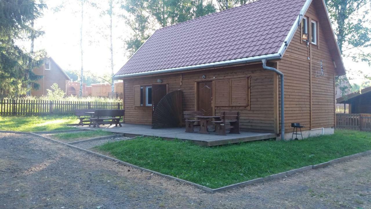 Domki Nad Jeziorem W Karlowicach Karlowice Экстерьер фото